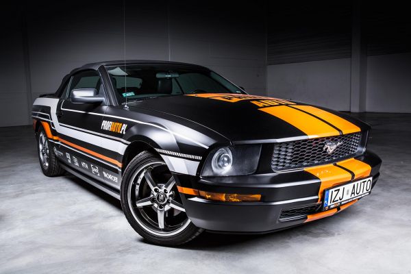 Ford Mustang IZJ AUTO